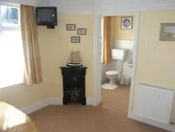 Gwyndra House B&B-2
